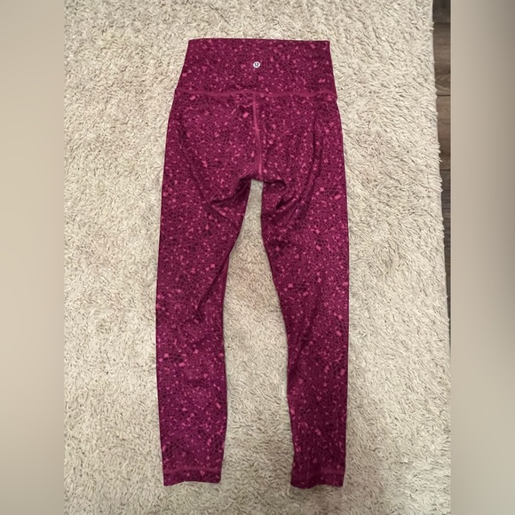 Lululemon Pink Spotted Leggings Like New 4 Gym Work Out Pants Yoga - Picture 5 of 8